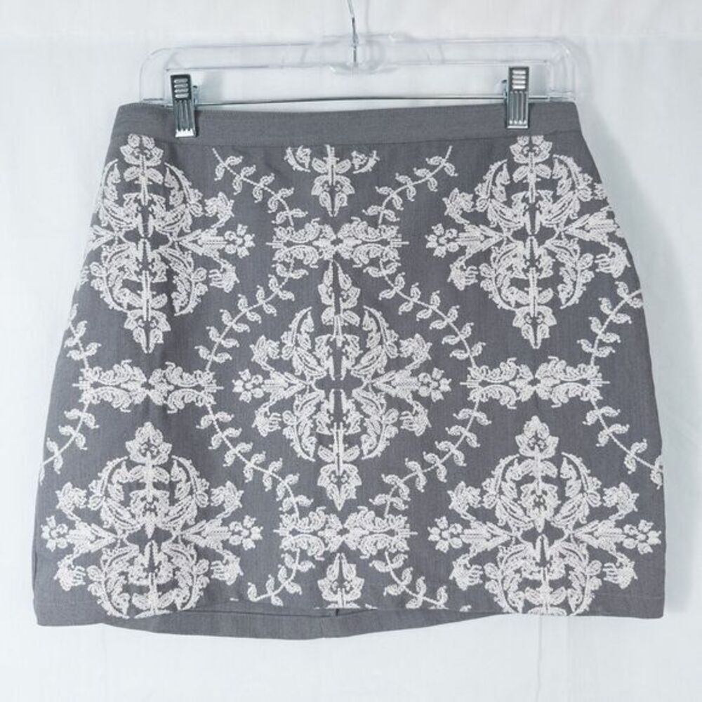 Blu Pepper Floral Embroidered High Waisted Mini Skirt Womens Large Gray Boho Y2K